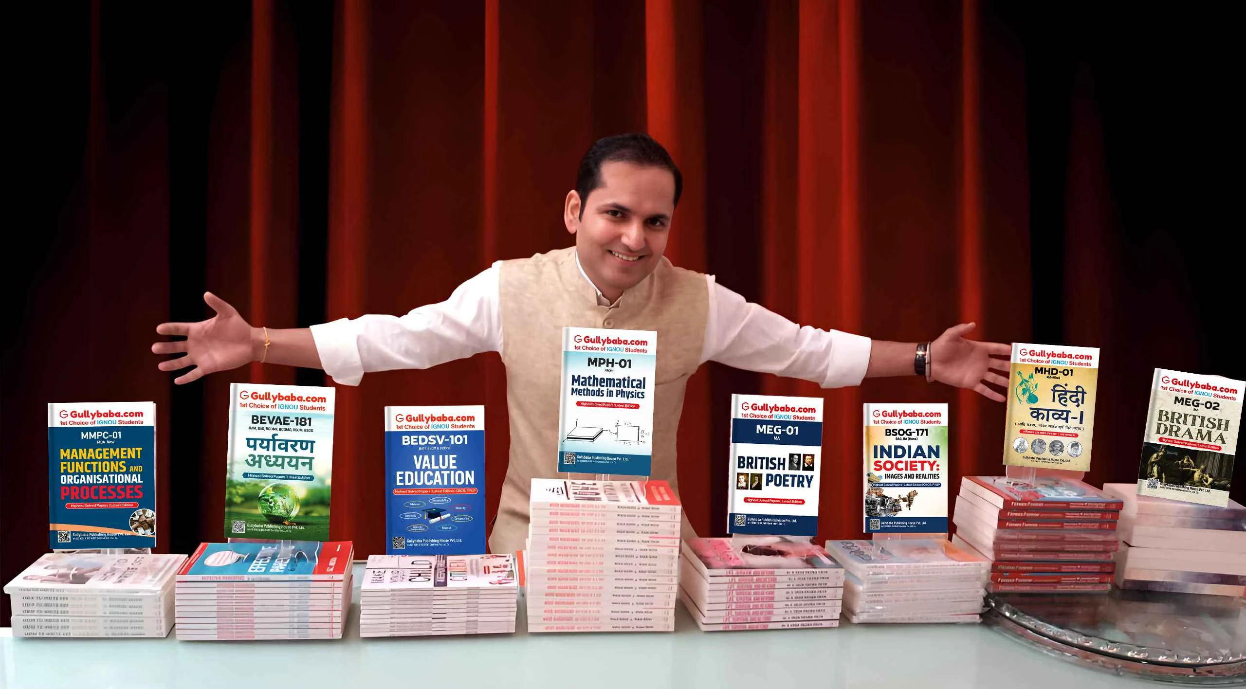 Dinesh sir pose for gullybaba books_11zon gullybaba director dinesh verma